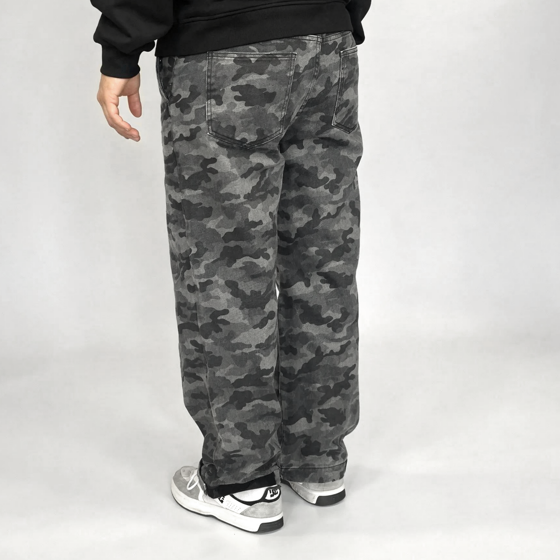 HEAVY CAMO - Zipper Baggy Jeans